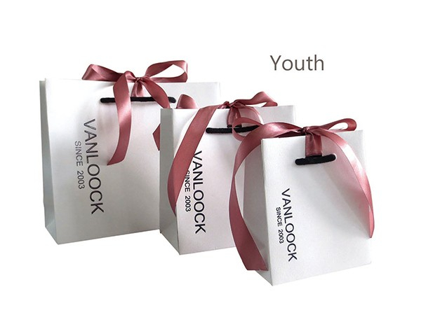 MPA160316DA1VV:Youth Gift Bag